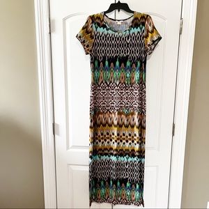 NWOT - Vibrant Stretch Knit Maxi Dress